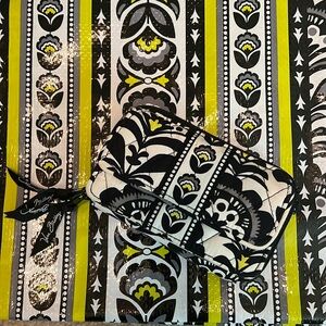 Vera Bradley Small Card/Change Wallet